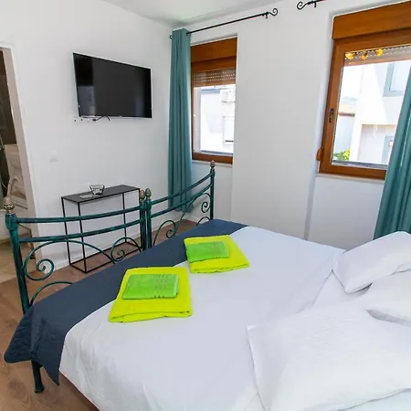 Guest house Luxury Iris